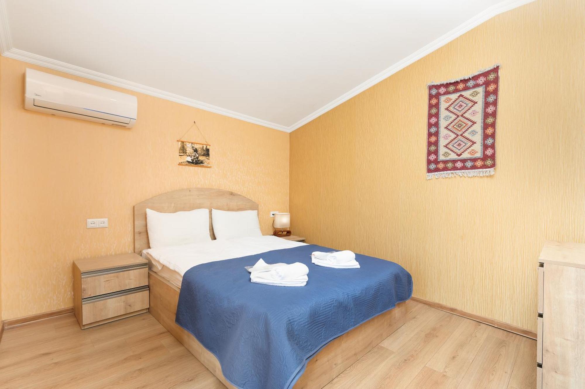 Apartments With Wine Cellar In Old تبليسي المظهر الخارجي الصورة