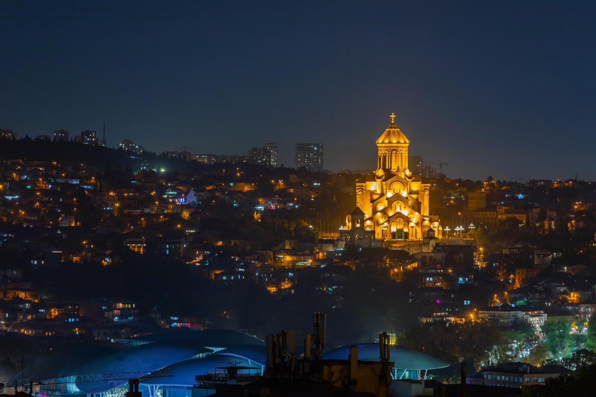 Apartments With Wine Cellar In Old تبليسي المظهر الخارجي الصورة